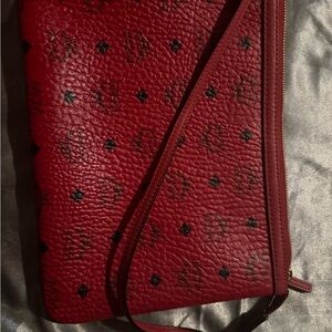 New bag tag is gone.. Unable to return it smoke free and pet free home